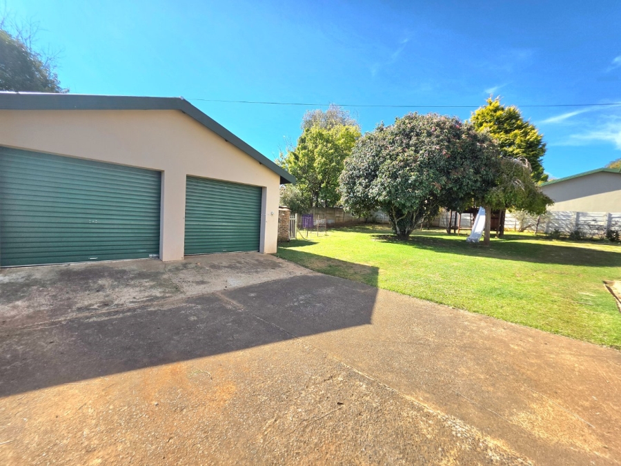 5 Bedroom Property for Sale in Panorama Free State